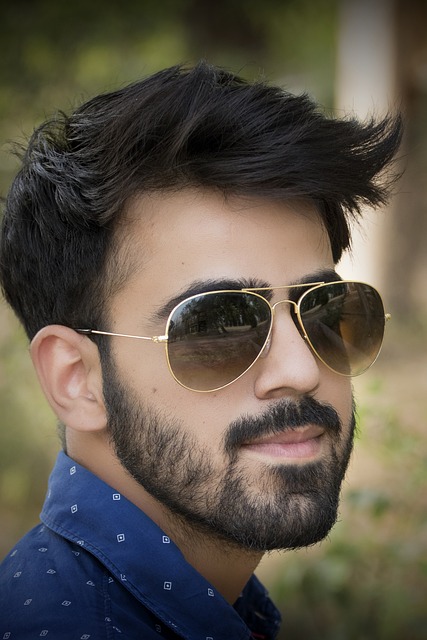 Picture of a man with shades and beard